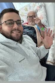 Felix Mora's Instagram, Twitter & Facebook