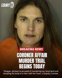 Is #Diddy gonna sing... to save himself?" #CourtTV's Julie Grant predicts  music mogul #SeanCombs will make a deal rather than keep quiet to protect  himself after being denied bond twice. What do