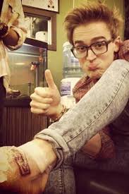 Being born on jan 28, giovanna is an aquarius and she has an average body. Tom Fletcher S Mcbusted Tattoo
