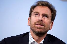 Former Warner Music CEO Edgar Bronfman Jr. Launches VC Firm for Early-Stage  Media Startups