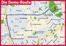 Mietwagenfahrer demonstrierten am vergangenen freitag in wien gegen das neue gelegenheitsverkehrsgesetz. 17 000 Demonstranten Legen Wien Lahm