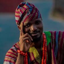 This is very true. The parrots are named Billy, Elsie, Eric, Jade, and  Tyson. They were adopted by Lincolnshire Wildlife Park.