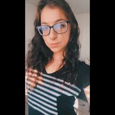 Nicole Pizzo's Instagram, Twitter & Facebook