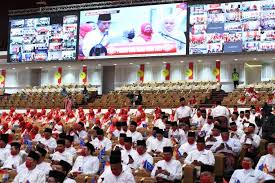 Rais yatim (yang dipertua dewan negara). Jumlah Ahli Umno Terkini 3 3 Juta Orang Kosmo Digital