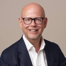 Taas pari päivää Hanken & SSE Executive Education Telia Business Schoolia  takana. Annetun liiketoimintaprojektin lisäksi taas saatiin kuulla tosi  hyviä puhujia! Eilen Sami Tanner antoi paljon…