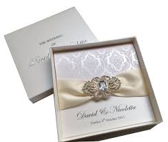 Rhinestone Brooch Luxury Wedding Invitations With Images Wedding Cards Wedding Invitation Ribbon Foil Wedding Invitations