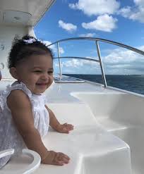 Jugador de la universidad católica. Instagram Erick Pulgar Y Tu Kylie Jenner Zapatos Para Bebe Nina Moda Para Bebes