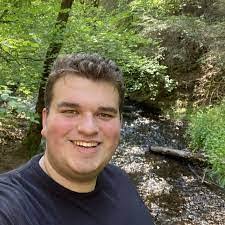 Paul Ellefsen's Instagram, Twitter & Facebook