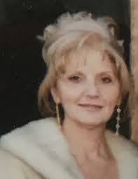 Francine Dinapoli's Instagram, Twitter & Facebook