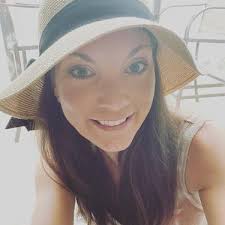 About Paint with Amanda Lamarche