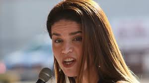 Tucson Mayor Regina Romero endorses Elizabeth Warren for president