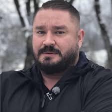 Michael Niaz Ali (@mikaelnr79)