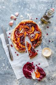 Kurbispizza Mit Radicchio Und Granatapfel Aus Dem Uuni Eat This Foodblog Vegane Rezepte Stories Kurbis Pizza Rezepte Mit Granatapfel Veganer Kurbis