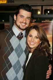 Brown has starred in nine hallmark channel films, including love's everlasting courage and love begins , in 2011 christmas cookies in 2016 and christmas at graceland in 2018. Who Is Wes Brown Dating Wes Brown Girlfriend Wife