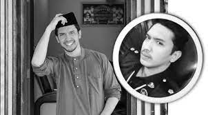 Menurut pelakon salina saibi, doktor mengesahkan allahyarham meninggal dunia akibat kegagalan fungsi buah pinggang. Pelakon Gerak Khas Nizen Ayob Meninggal Dunia