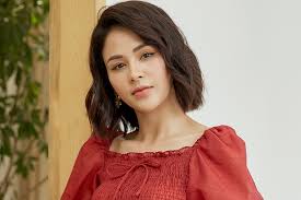 Lương thu trang từng ngã đập đầu, xe cứu thương đạo cụ thành xe đưa đi cấp cứu lương thu trang là một diễn viên trẻ ở sân khấu kịch có duyên với mảng phim truyền hình, khi mới chạm ngõ đã có những vai diễn ấn tượng. Diá»…n Vien LÆ°Æ¡ng Thu Trang Khoe Nhan Sáº¯c Gai Má»™t Con Giáº£i Tri Thanh Nien