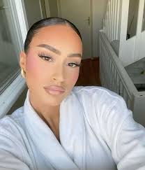 Isha Guzman (isha3378)