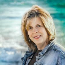 Amazon.com: Julie Adair King: books, biography, latest update