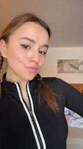 Frankie Cline's Instagram, Twitter & Facebook