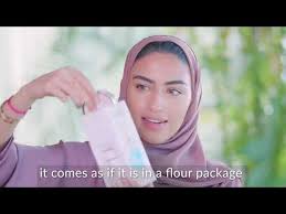 المهندسه اماني العايد هي والدة الارتست يارا النمله المعروفة وهما معروفان بعلاقتهما الوطيدة وكَيف أن يارا النمله تحب والدتها بشدة وتعتبرها الصديقة والاَم والاخت العايد تَطرح موضوع. ØµÙˆØ± Ù…Ù† Ù‡ÙŠ ÙŠØ§Ø±Ø§ Ø§Ù„Ù†Ù…Ù„Ø© ÙˆÙŠÙƒÙŠØ¨ÙŠØ¯ÙŠØ§ Ø§Ù„ÙŠÙ…Ù† Ø§Ù„ØºØ¯