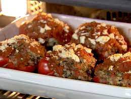 If you've got ground beef on hand, then a delicious meal is never out of reach. Ground Beef 5 Ways Food Network Healthy Eats Recipes Ideas And Food News Food Network