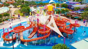 The southern hemisphere's biggest collection of over 95 thrill rides, slides from australia's #1 theme park, warner bros. Gold Coast Theme Parks Tickets Deals Family Packages Wotif