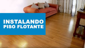 De espacio en todo el perímetro para permitir que el material se expanda libremente. Como Instalar Un Piso Flotante De Madera Solida Youtube