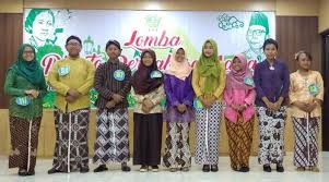 Mengidentifikasi struktur dan kaidah penulisan dan isi teks sesorah; Lomba Sesorah Bahasa Jawa Tahun 2017 Lp3m