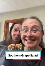 Delicious Southern Grape Salad with Surprise Ingredient