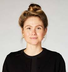 Hester Page's Instagram, Twitter & Facebook