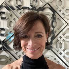 Maureen Gutowski's Instagram, Twitter & Facebook