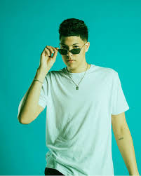 Nfl player's brother makes super bowl tiktok! Is Jackson Mahomes Gay Or Dating A Girlfriend Bio Of Patrick Mahomes Brother Celebrity Gossip