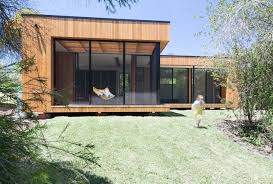 We can guide you from purchasing the perfect block, through the design process, construction and interior design to produce your unique home that reflects your individual style. The 6 Best Prefabricated Homes Their Suppliers Houzz Au