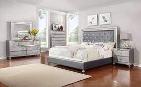 Yet when the two stars came together to shoot a commercial for their respective rooms to go furniture lines, both admit they felt a little trepidation. Unique Rooms To Go Sofia Vergara Sofa Graphics Bedroom Sets Atmosphere Ideas Living Logo Furniture Sofas Sale Dining Tables Apppie Org
