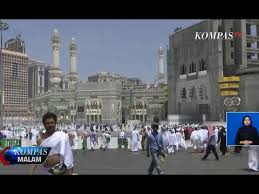 Kegiatan sehari hari di mekkah ust abu shofiya al kautsar. Wukuf Di Padang Arafah Jadi Puncak Ibadah Haji Youtube