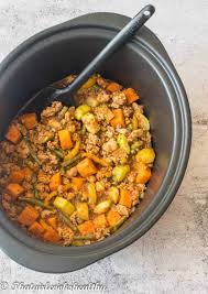 Ground turkey is a healthy alternative to red meat and works in a variety of dishes ranging from chili, tacos, burgers, and more. Slow Cooker Ground Turkey That Girl Cooks Healthy