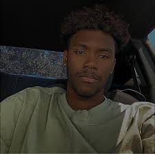 Decent Pg, looking for ppl to run with, also for ppl to be apart of the  crew and our pro am team looking for a sg sf and swings to run with