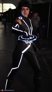 We learned how to make a tron suit with the help of adafruit, but here's a new rendition that substitutes the electroluminescent wire for leds. Tron Legacy Quorra Costume Photo 2 5