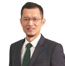 Beliau menggantikan tan sri othman saat yang mengundurkan diri setelah menerima tekanan dari sultan johor. Shuaibah Water And Electricity Company Board Of Directors