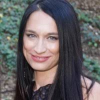 Nicole Perrotta's Instagram, Twitter & Facebook