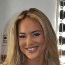 What is the best day of the week to visit Cedar Point?