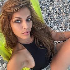 Valeria Fuentes's Instagram, Twitter & Facebook