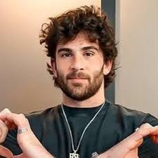 progress update. 225lbs down from 285lbs in 2021