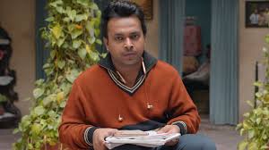 Watch Gullak Episode no. 4 TV Series Online - Teesra Pahiya - Sony LIV