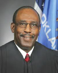 0514 Briefcase_Layout 1