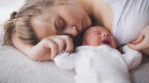 Baby schnell und sanft in den schlaf begleiten | baby schläft nicht alleine ein. Co Sleeping Sollen Kinder Im Familienbett Schlafen Utopia De