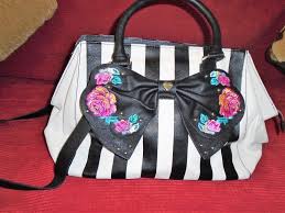 Black And White Striped Purse With Red Bow Betsy Johnson Handbag With Black White Stripes Black Bow With Pink Roses Fashion Clothing Shoes Accessories W Betsy Johnson Handbags Black White Stripes