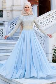 Pada bagian lengan anda akan tertutupi dengan lengan yang terbuat dari bahan kaos dengan warna yang senada dengan gamis ini. 22 Model Baju Brokat Modern Masa Kini 2020
