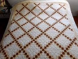 Pin By Emelyn Hansen On Q Irish Chain Quilt Irish Chain Quilt Pattern Double Irish Chain Quilt