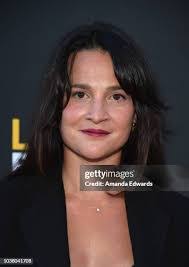 Amanda Graff's Instagram, Twitter & Facebook